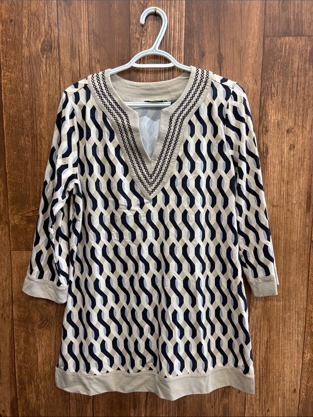 C. Wonder Navy and Cream Geometric Tunic